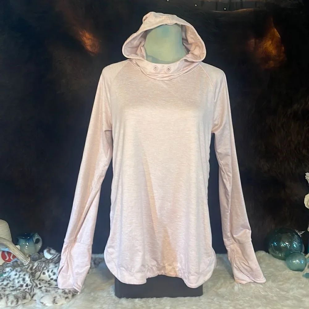 Athleta shirt M (2600)